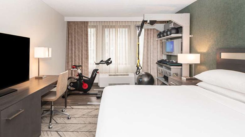 <b>DoubleTree by Hilton Newark Penn Station Room</b>. Images powered by <a href="https://iceportal.shijigroup.com/" title="IcePortal" target="_blank">IcePortal</a>.