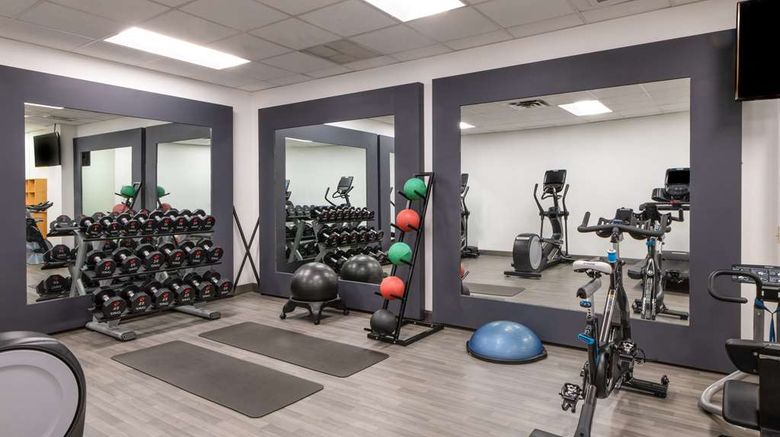 <b>DoubleTree by Hilton Newark Penn Station Health</b>. Images powered by <a href="https://iceportal.shijigroup.com/" title="IcePortal" target="_blank">IcePortal</a>.