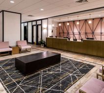 DoubleTree by Hilton Newark Penn Station Lobby