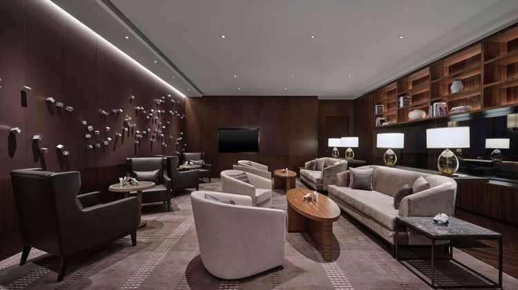 Hilton Guiyang Lobby