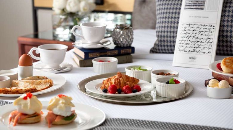 <b>Chekhoff Hotel Moscow Curio Collection Restaurant</b>. Images powered by <a href="https://iceportal.shijigroup.com/" title="IcePortal" target="_blank">IcePortal</a>.