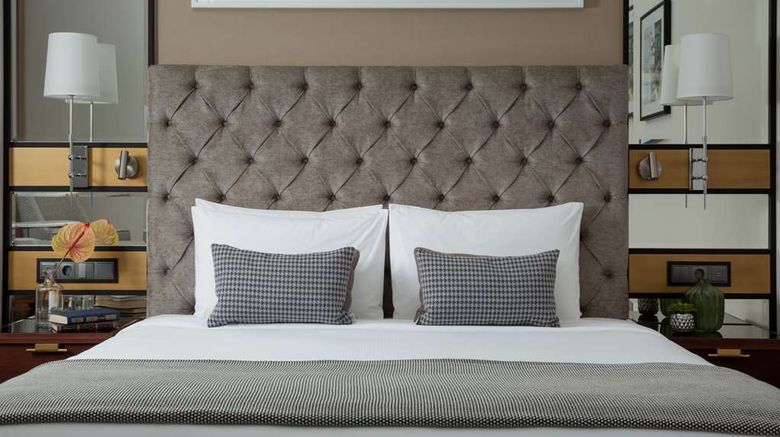 <b>Chekhoff Hotel Moscow Curio Collection Room</b>. Images powered by <a href="https://iceportal.shijigroup.com/" title="IcePortal" target="_blank">IcePortal</a>.