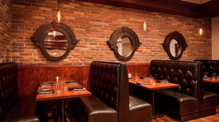 DoubleTree Roseville Minneapolis Restaurant