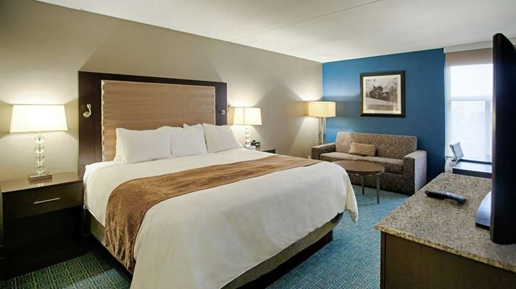 DoubleTree Roseville Minneapolis Room