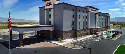 Hampton Inn & Suites Tucson Tech Park Exterior