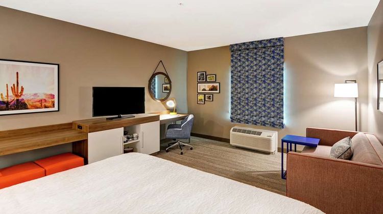 Hampton Inn & Suites Tucson Tech Park Room