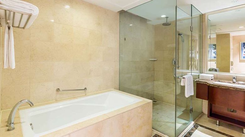 <b>Grand Metropark North York Hotel Room</b>. Images powered by <a href="https://iceportal.shijigroup.com/" title="IcePortal" target="_blank">IcePortal</a>.