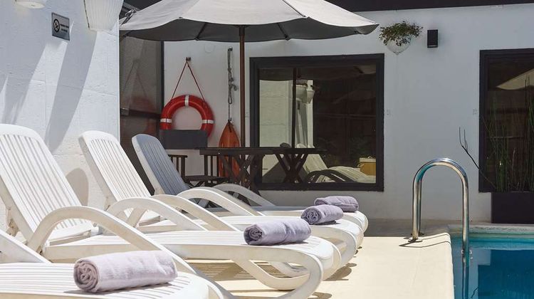 Ramada Buenos Aires Centro Pool