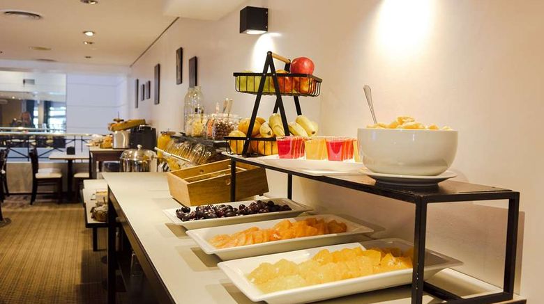 <b>Ramada Buenos Aires Centro Restaurant</b>. Images powered by <a href="https://iceportal.shijigroup.com/" title="IcePortal" target="_blank">IcePortal</a>.