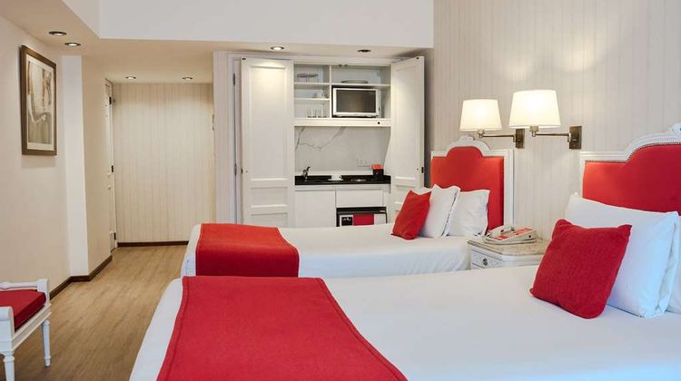 Ramada Buenos Aires Centro Room