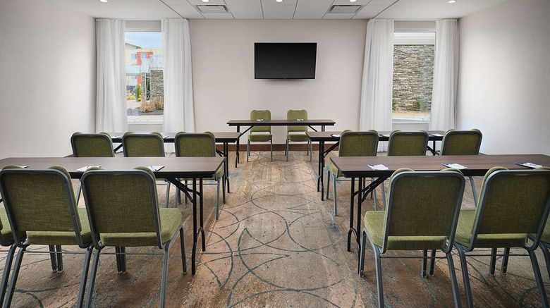 <b>Best Western Plus Desoto Meeting</b>. Images powered by <a href="https://iceportal.shijigroup.com/" title="IcePortal" target="_blank">IcePortal</a>.