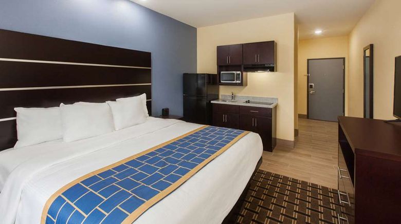 <b>Days Inn by Wyndham Baton Rouge Airport Room</b>. Images powered by <a href="https://iceportal.shijigroup.com/" title="IcePortal" target="_blank">IcePortal</a>.