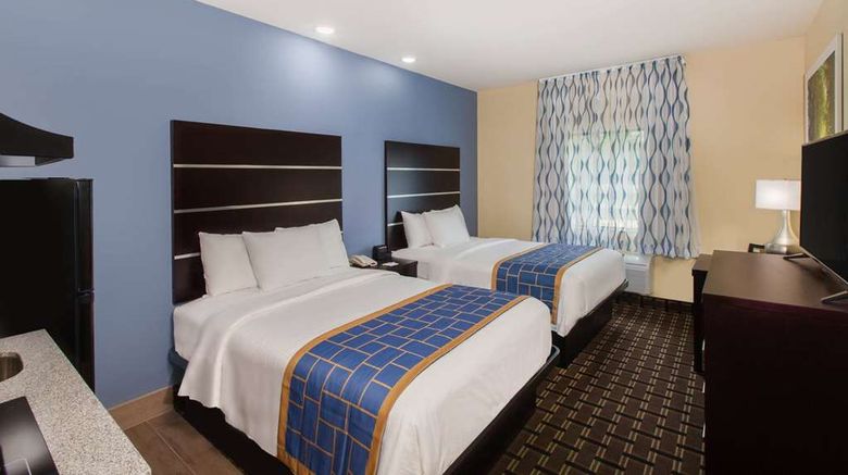 <b>Days Inn by Wyndham Baton Rouge Airport Room</b>. Images powered by <a href="https://iceportal.shijigroup.com/" title="IcePortal" target="_blank">IcePortal</a>.
