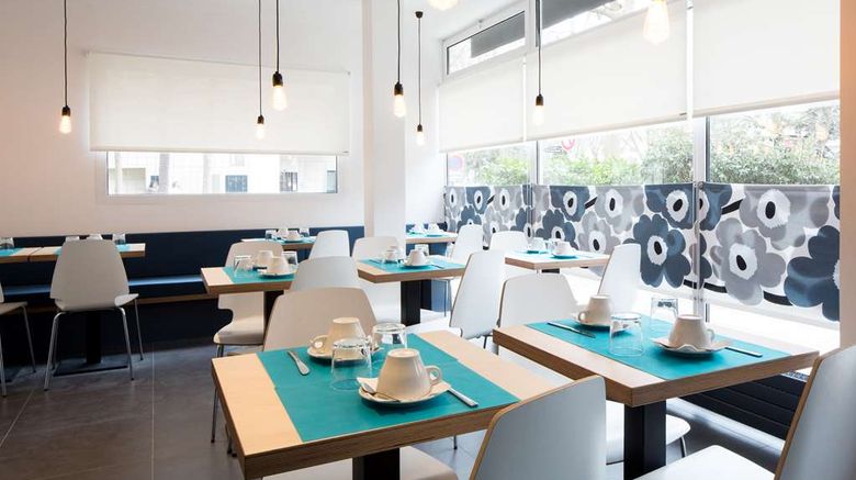 <b>La Regence Restaurant</b>. Images powered by <a href="https://iceportal.shijigroup.com/" title="IcePortal" target="_blank">IcePortal</a>.