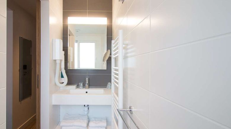 <b>La Regence Room</b>. Images powered by <a href="https://iceportal.shijigroup.com/" title="IcePortal" target="_blank">IcePortal</a>.