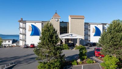 Atlantic Oceanside Hotel & Event Center