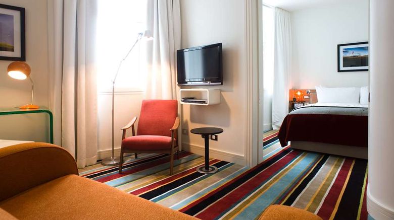 <b>Hotel DeBrett Suite</b>. Images powered by <a href="https://iceportal.shijigroup.com/" title="IcePortal" target="_blank">IcePortal</a>.