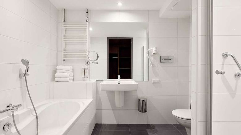 <b>Van der Valk Hotel Drachten Room</b>. Images powered by <a href="https://iceportal.shijigroup.com/" title="IcePortal" target="_blank">IcePortal</a>.