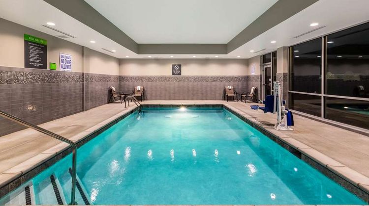 La Quinta Inn & Suites Pool