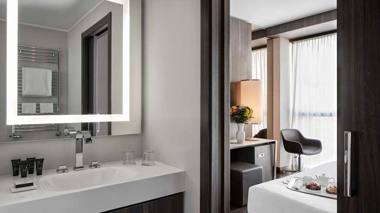 Hyatt Centric Milan Centrale Room