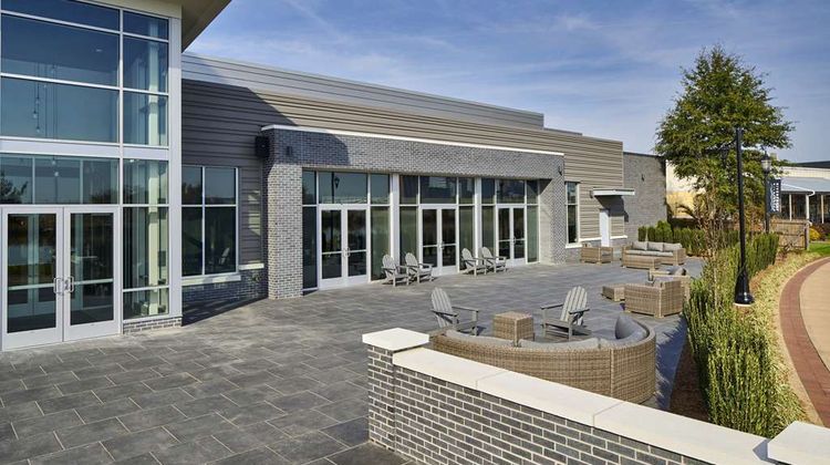 Hyatt Place Wilmington Riverfront Exterior