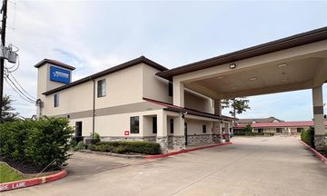 Americas Best Value Inn Veterans Memoria