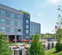 Home2 Suites Charlotte Piper Glen Exterior