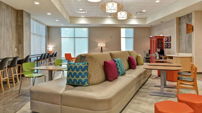 <b>Home2 Suites Charlotte Piper Glen Lobby</b>. Images powered by <a href="https://iceportal.shijigroup.com/" title="IcePortal" target="_blank">IcePortal</a>.