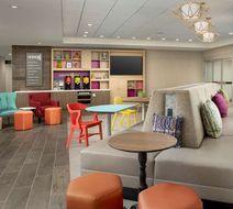 Home2 Suites by Hilton Marysville Lobby