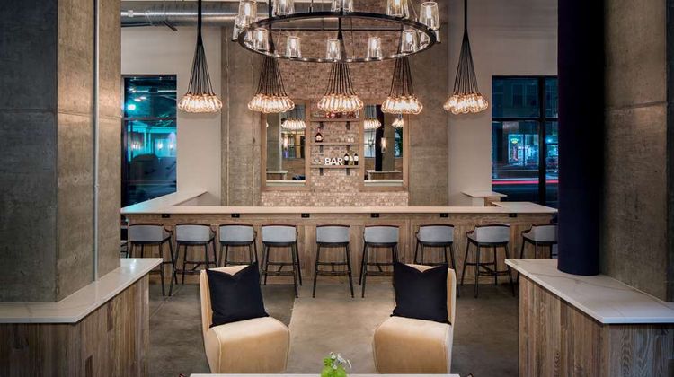 Watt Hotel Rahway, Tapestry Collection Restaurant