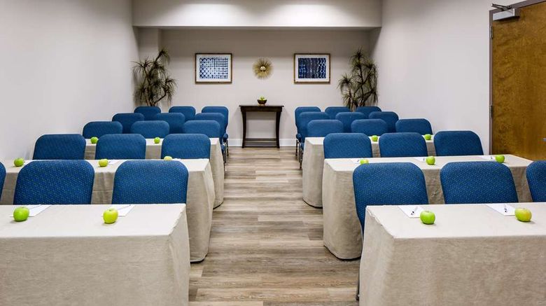 <b>Watt Hotel Rahway, Tapestry Collection Meeting</b>. Images powered by <a href="https://iceportal.shijigroup.com/" title="IcePortal" target="_blank">IcePortal</a>.