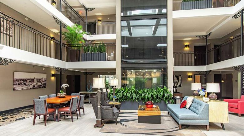 <b>The Burgundy Hotel, Tapestry Collection Lobby</b>. Images powered by <a href="https://iceportal.shijigroup.com/" title="IcePortal" target="_blank">IcePortal</a>.