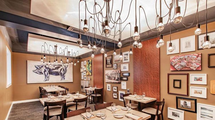 The Burgundy Hotel, Tapestry Collection Restaurant