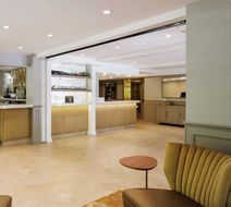 Inn at Saratoga, Tapestry Collection Lobby