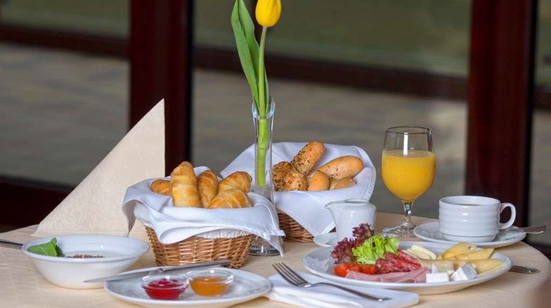 <b>Primavera Hotel & Congress Restaurant</b>. Images powered by <a href="https://iceportal.shijigroup.com/" title="IcePortal" target="_blank">IcePortal</a>.