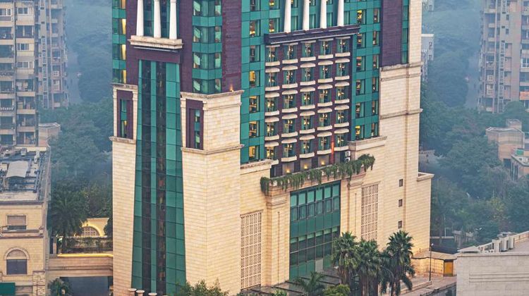 Radisson Blu Hotel Greater Noida Exterior