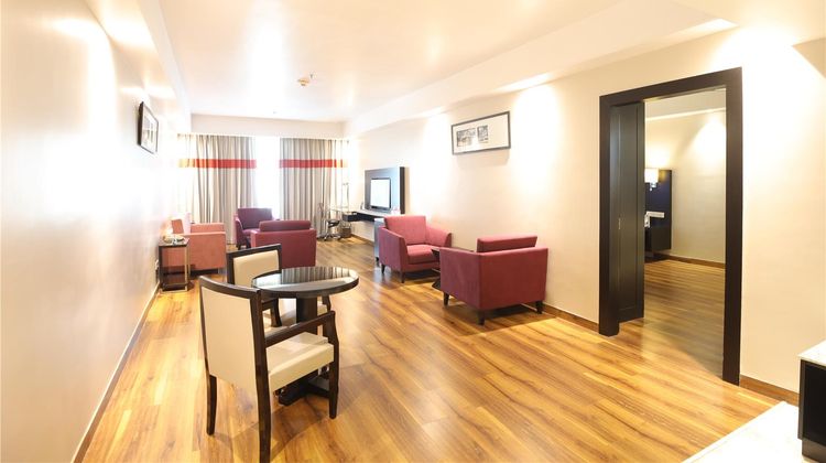 Radisson Hotel Agra Suite