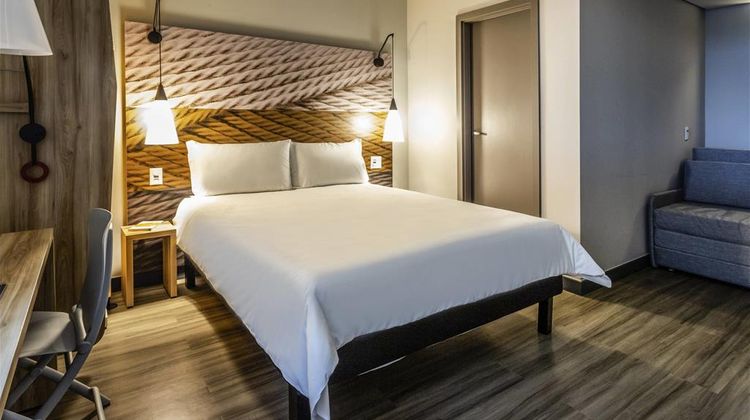 Ibis Palmas Avenida JK Room