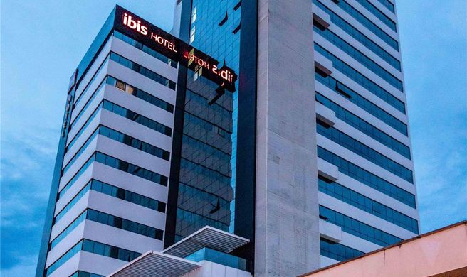 Ibis Palmas Avenida JK Exterior