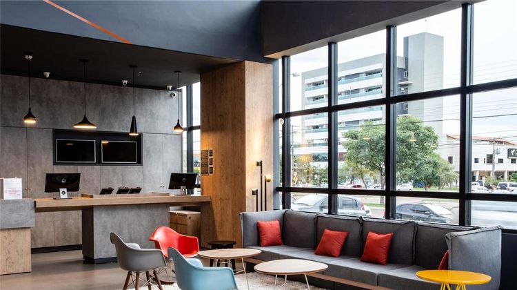 Ibis Palmas Avenida JK Exterior