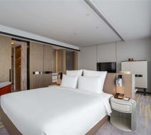 Pullman Suzhou Zhonghui Room