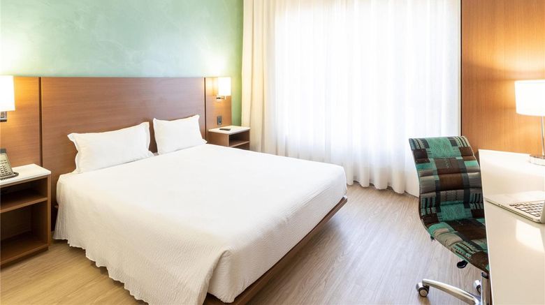 <b>Ibis Styles Curitiba Aeroporto Room</b>. Images powered by <a href="https://iceportal.shijigroup.com/" title="IcePortal" target="_blank">IcePortal</a>.