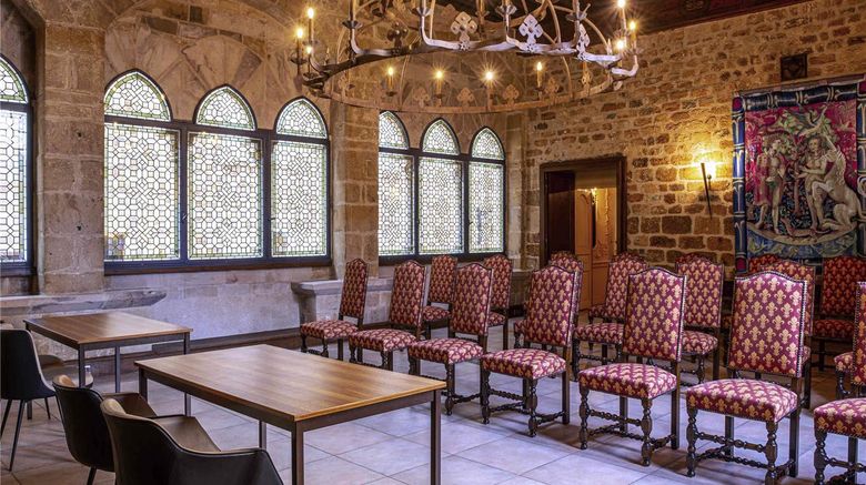 <b>Mercure Figeac Viguier Du Roy Meeting</b>. Images powered by <a href="https://iceportal.shijigroup.com/" title="IcePortal" target="_blank">IcePortal</a>.