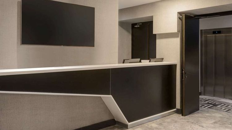 Ramada by Wyndham Budapest City Center Lobby