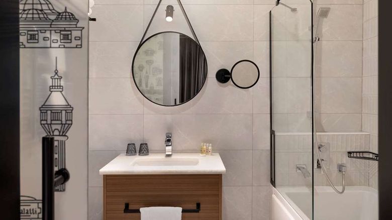 <b>Ramada by Wyndham Budapest City Center Room</b>. Images powered by <a href="https://iceportal.shijigroup.com/" title="IcePortal" target="_blank">IcePortal</a>.