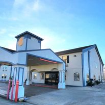 Days Inn by Wyndham Rosenberg
