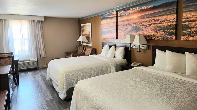 Days Inn by Wyndham Rosenberg Room
