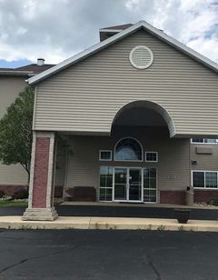 AmericInn by Wyndham Maquoketa