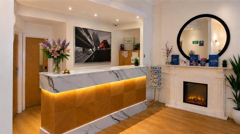 <b>Queensway, Sure Hotel Collection by BW Exterior</b>. Images powered by <a href="https://iceportal.shijigroup.com/" title="IcePortal" target="_blank">IcePortal</a>.
