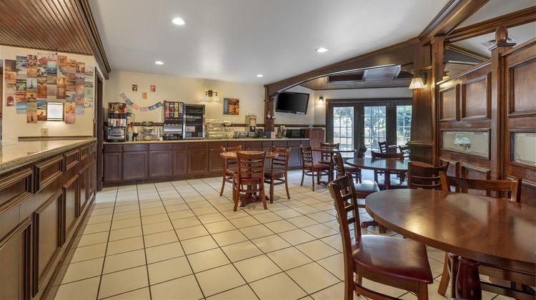 SureStay Plus by Best Western Auburn Restaurant